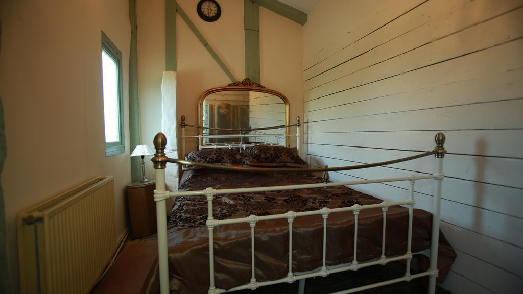 The Edge Accommodation Χάντερσφιλντ Δωμάτιο φωτογραφία