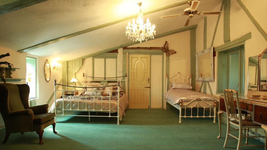 The Edge Accommodation Χάντερσφιλντ Δωμάτιο φωτογραφία