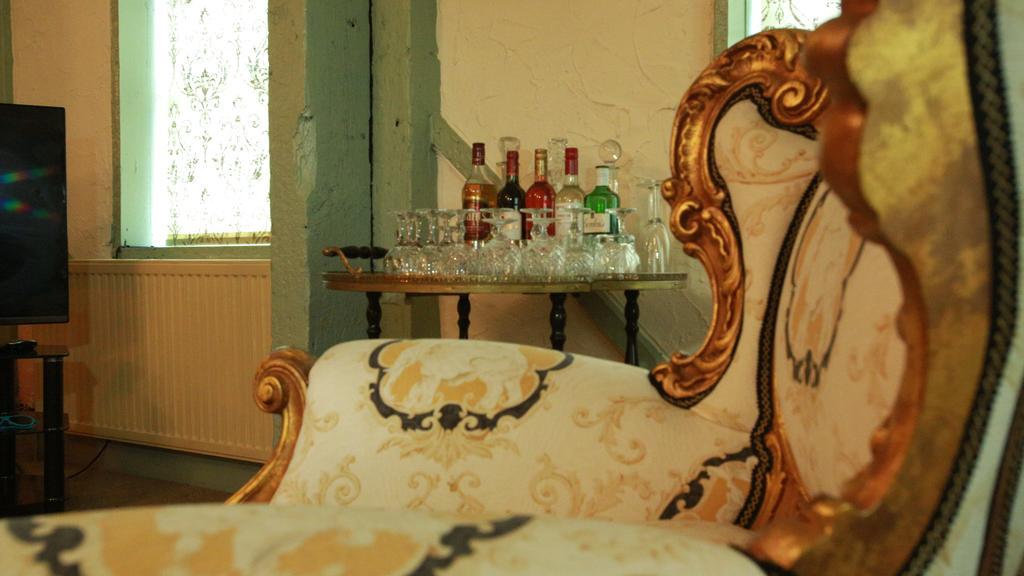 The Edge Accommodation Χάντερσφιλντ Εξωτερικό φωτογραφία
